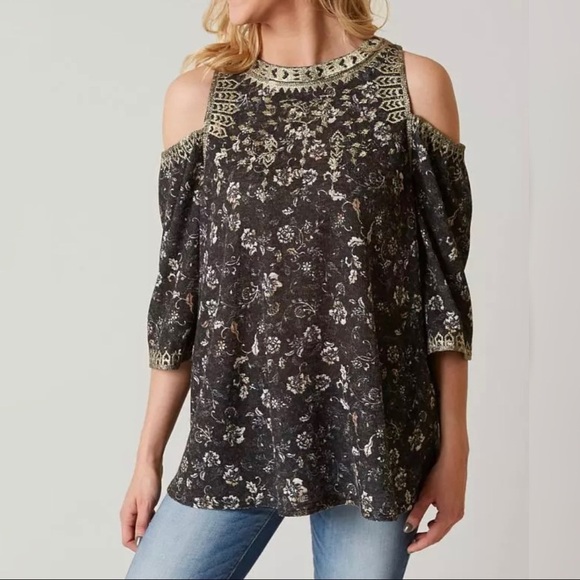 BKE Bohemian Blouse Floral Knit Cold Shoulder Embroidered Boho Women’s Small S - Picture 2 of 14